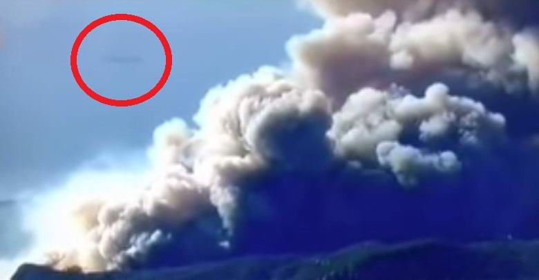Непонятная аномалия попала на видео во время калифорнийских пожаров