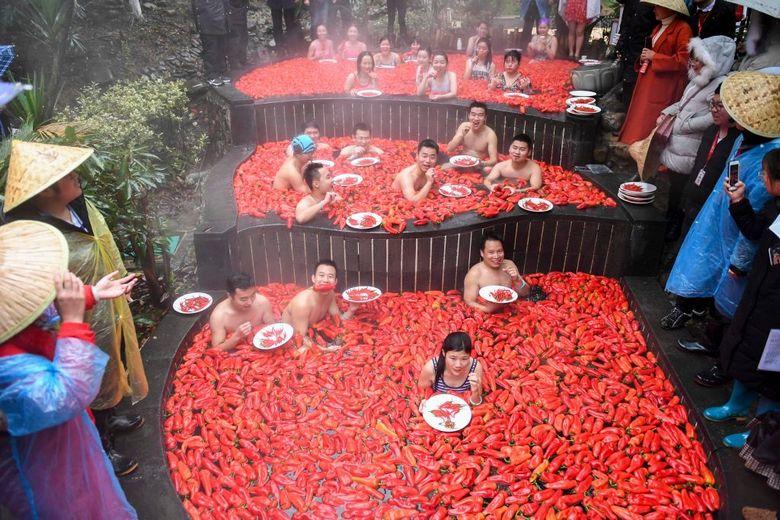 Китайские соревнования по поеданию горького перца чили