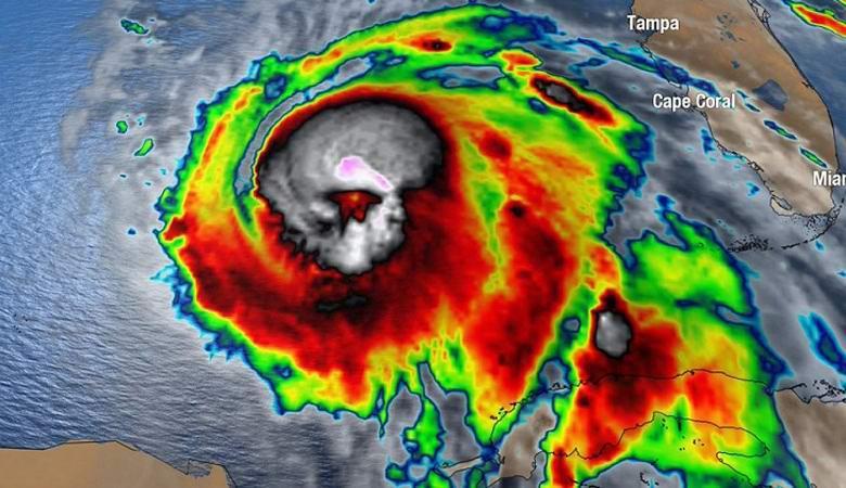 На спутниковом снимке урагана «Майкл» заметили мистический знак