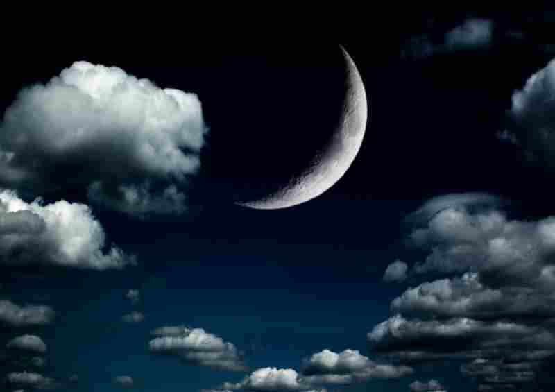 Лунный календарь снов: как растолковать всё, что приснится в августе
