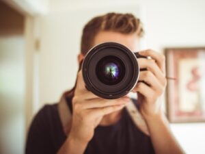 Почему нельзя фотографировать спящих людей. С фото связано огромное количество примет и поверий. Например,…